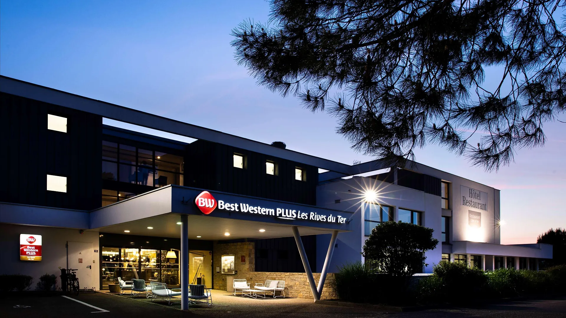 Best Western Plus Hotel Les Rives Du Ter Larmor-Plage 4*,