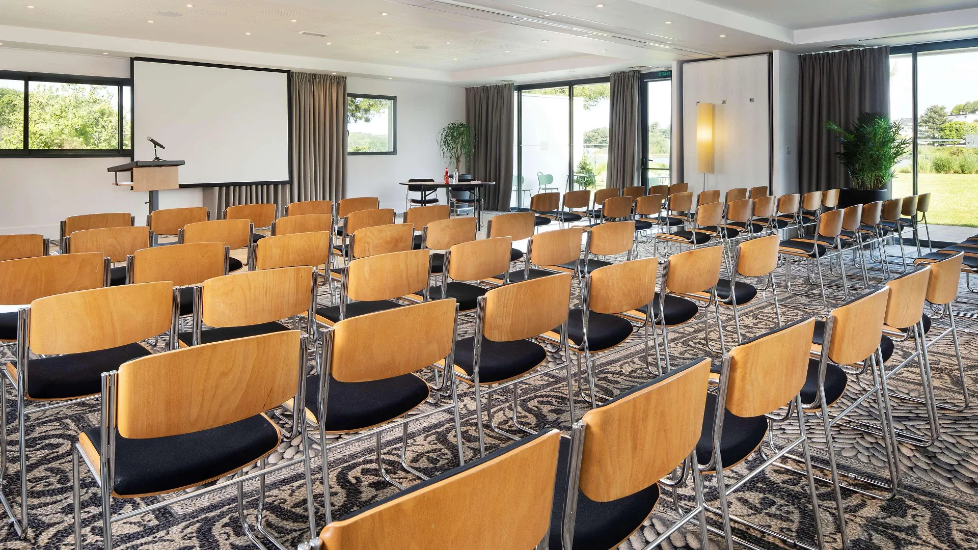 Best Western Plus Hotel Les Rives Du Ter Larmor-Plage