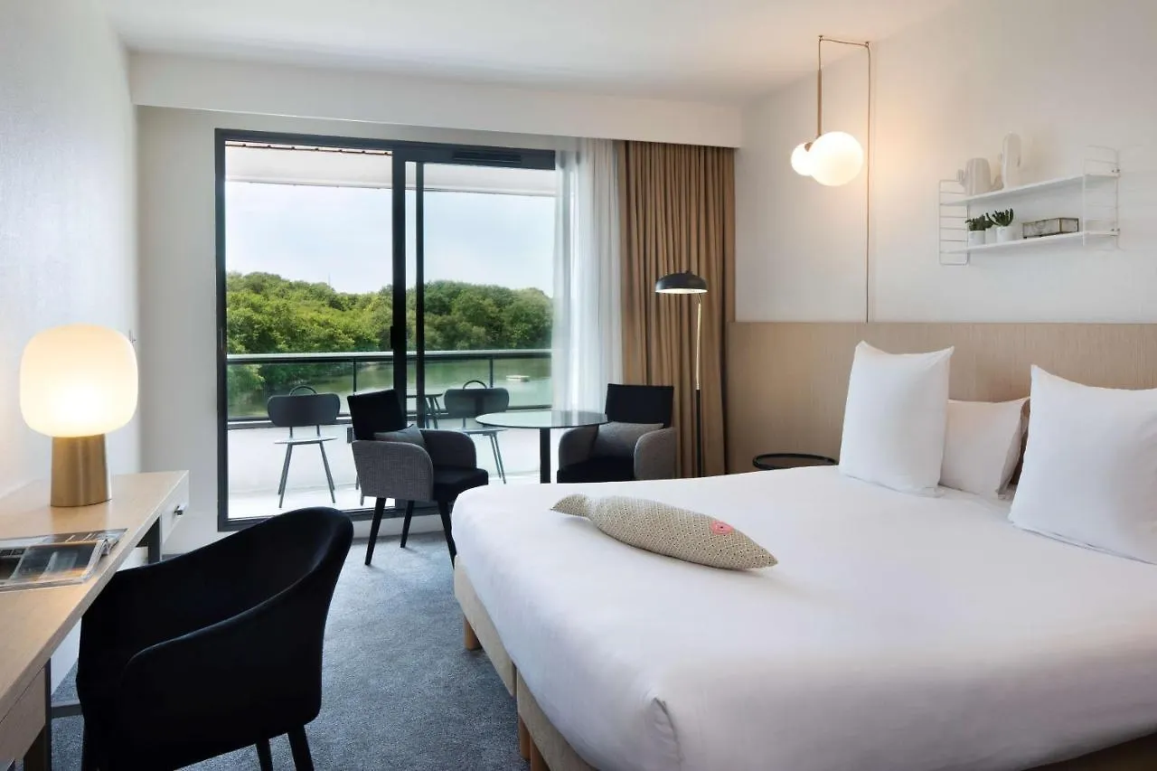 ****  Best Western Plus Hotel Les Rives Du Ter Larmor-Plage Francia